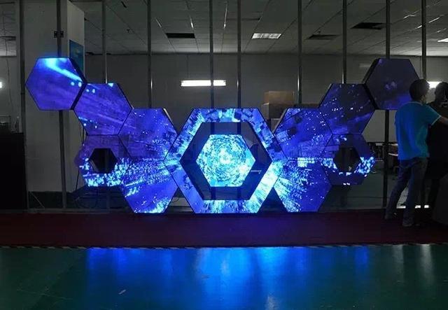 長沙LED顯示屏公司,長沙LED顯示屏廠家,長沙小間距LED顯示屏,長沙電子顯示屏,長沙LED異形屏,長沙LED透明屏,長沙LED顯示屏,長沙LED大屏,湖南LED顯示屏公司,湖南電子顯示屏,湖南全彩顯示屏,湖南LED顯示屏,湖南LED大屏
